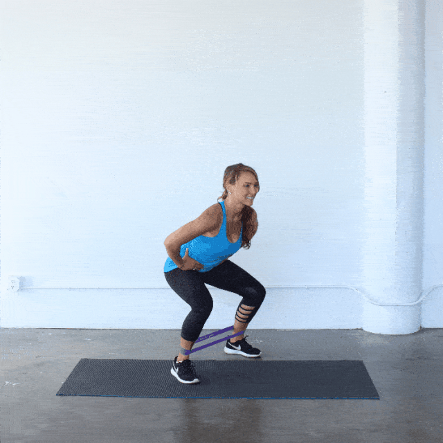 韩国|130斤韩国女神，拥有D杯蜜桃臀，身材前凸后翘，曲线性特别强