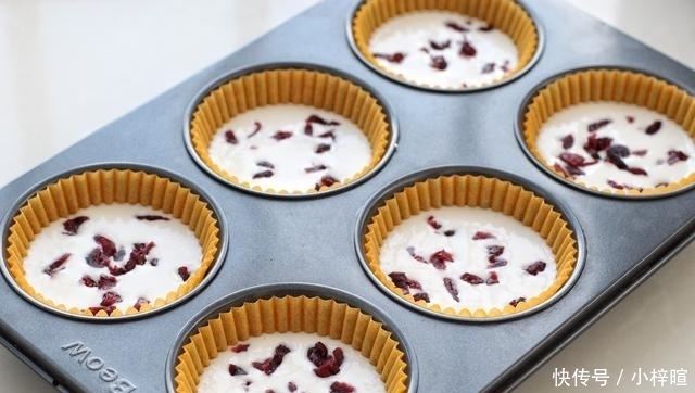 馒头|无需揉面的米发糕,搅一搅、蒸一蒸,香甜Q弹有嚼劲,比馒头简单