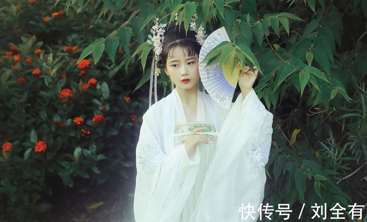 莫奈何|诗·十首丨不随夜雪无穷落,只看梅枝别样红