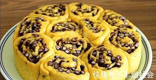 南瓜和红豆放一起，没想到那么好吃，老公三天两头点名做，太香了