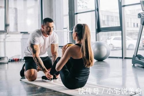 区别|健身和不健身有什么区别?几年后你就会知道了