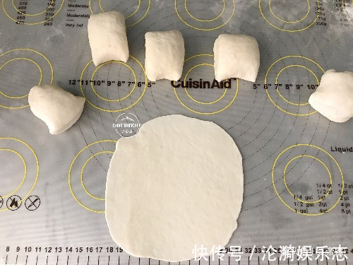 想吃|学会此煎饼，以后想吃不再愁，馅料调制是关键，味道才会香又好吃