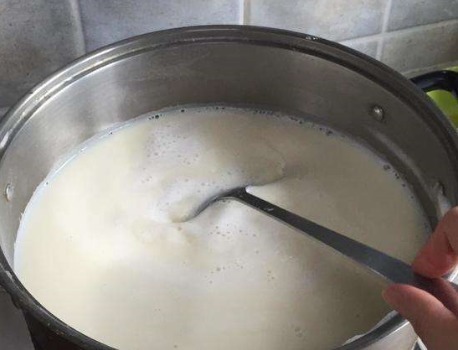 豆腐脑别再买了,准备一把黄豆,不用石膏不用卤水,教你详细做法