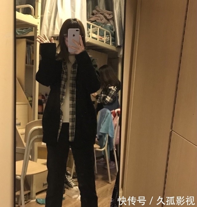 养女|女大学生两个月生活费8000元,穷养儿富养女?体谅父母不容易