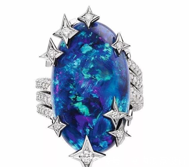 主石@回归复古!镶嵌个性十足,受欢迎的七款戒指你更中意哪一种风格!