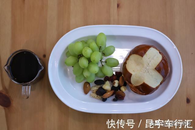 蓝莓|40岁女人晒饮食清单,朋友:自律不痛苦,痛苦的是假装自律