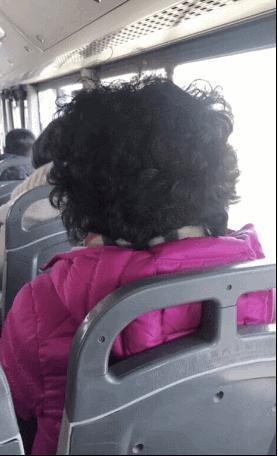 女人味|你妈过年烫头了吗给妈妈们推荐三款发型,时髦减龄又有女人味