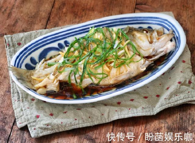 腥味|做清蒸鱼,多加关键的一步,鱼肉鲜嫩,还不带一点儿腥味
