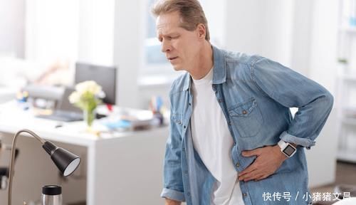 胃癌|腹部三个症状不断出现，最好去检查一下，别让癌症进展为晚期