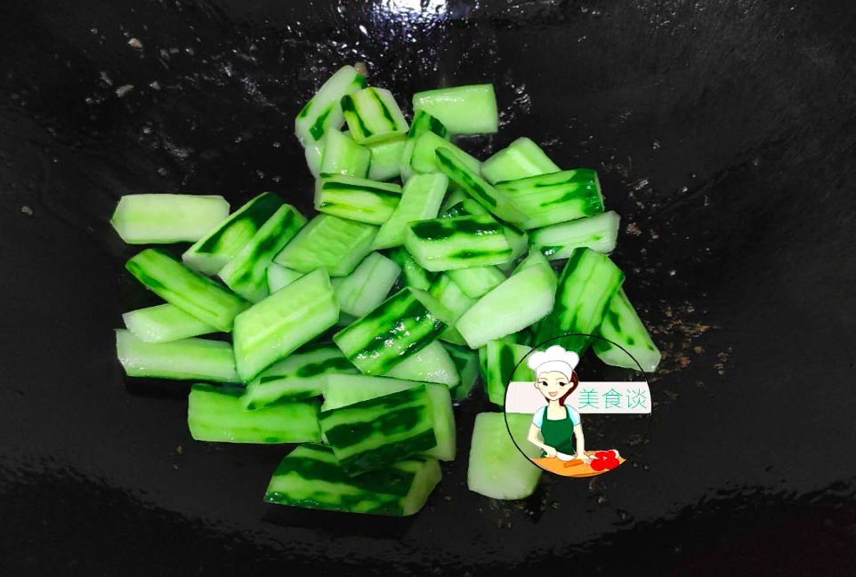 清脆|炒牛肉此做法,鲜香嫩滑,清脆爽口,比吃红烧肉强多了,简单营养