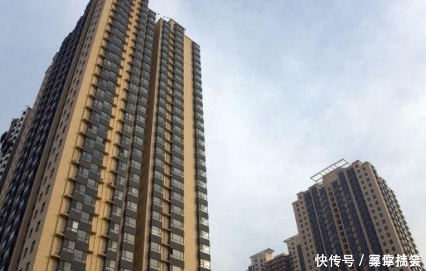 内行人|同一栋楼,为何西户被“抢空”,东户却没人要内行人说出理由