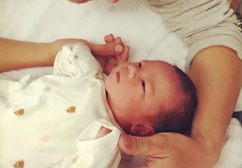 dn10岁女儿太漂亮,爸爸怀疑被“绿”,结果全家人乱成一锅粥