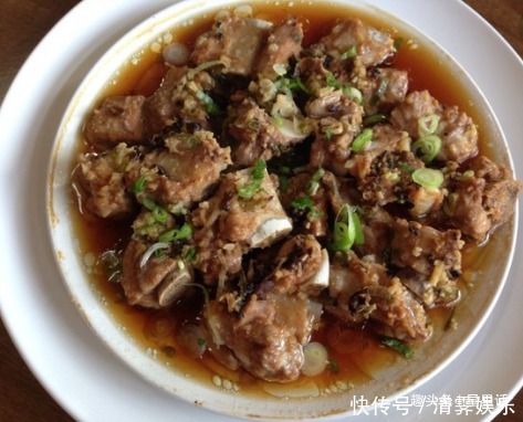 常给家人做的菜,香气四溢解馋下饭,可补肾养血,滋阴润燥利二便