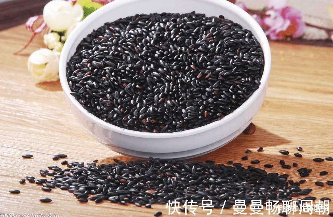 水泡|黑米用水泡一泡掉色了，是因为这是假黑米吗？