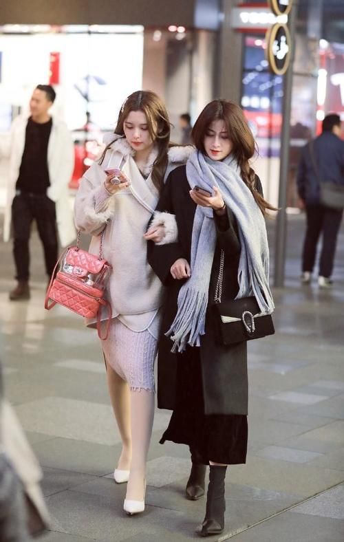 街拍：冬衣的搭配各具风格，要是适合自己的，才会是最美的