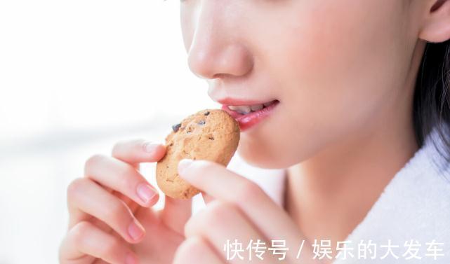 血糖控制|医生来辟谣:少食多餐,会出现多次餐后高血糖,对身体有害