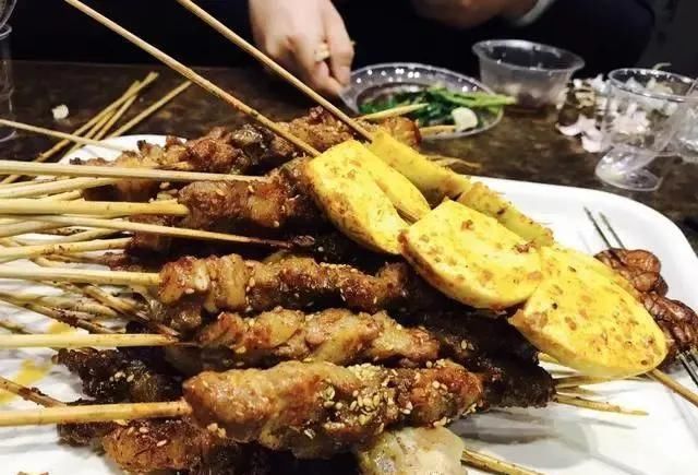 鲫瓜子鱼|东北“热炕头”上的9大“下酒菜”，在东北“贼火”，老酒鬼都爱
