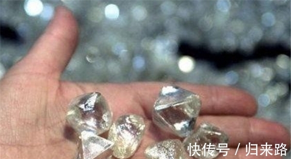 温斯顿#闻名世界的“邪恶钻石”:有一个美丽名字,得到过的人都难逃厄运