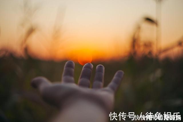 o型血|血型不一样,智商也不一样四种血型中,最聪明是哪一个