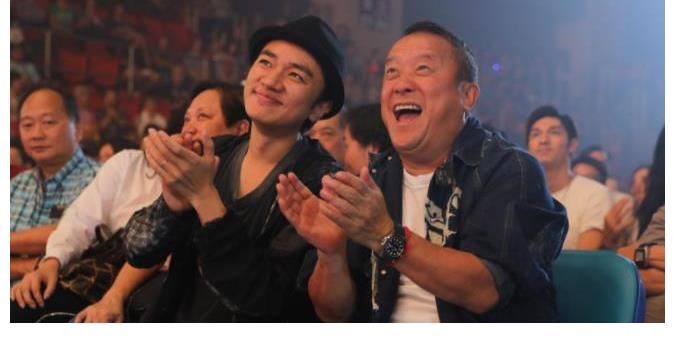 王祖藍首次發(fā)聲，向歌手陳國峰表示抱歉，爆料新節(jié)目的最新進展