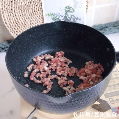 豆腐|下班还点啥外卖，这道#夏日开胃餐#锡纸豆腐快到飞起