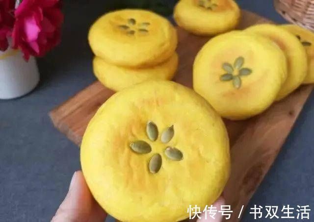 面包|自从学会它，再也不想买面包，平底锅就能做，暄软可口，越嚼越香