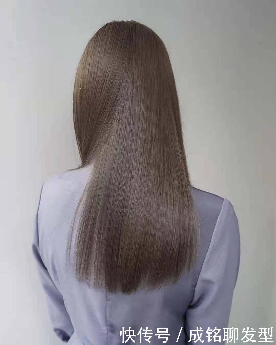 不用“漂色”不用“退色”，黑发一步染到位的生活色，显白又高级