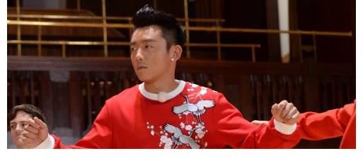 節(jié)目中屢次被孤立，淪為跑男邊緣人物的鄭愷，為何不舍得退出？