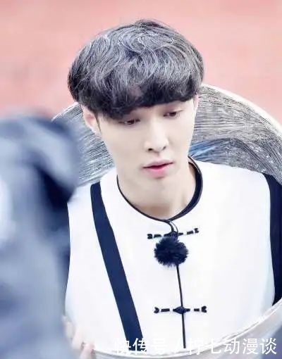 黄老师 《向往5》中的张艺兴，两期节目就撕下诸多综艺明星的遮羞布，你怎么看？