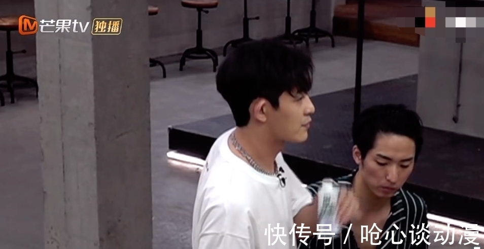 敖犬|披荊斬棘的哥哥:Gai不滿林曉峰,向陳小春告狀,寵妻人設崩塌!