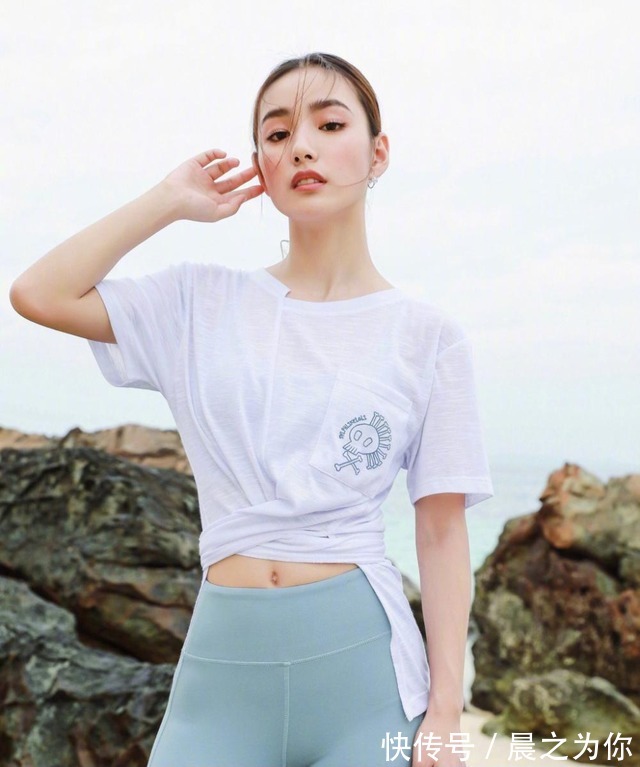 超美|健身网红陈暖央身材超美，标准的蜜桃臀让人羡慕，教你如何练同款