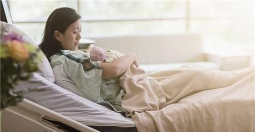 产后肚子上的肥肉一直减不下来，该怎么办？一起来看看