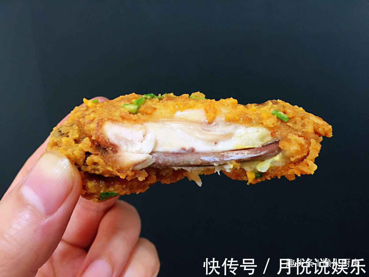 炸鸡翅我有小诀窍,这样炸出来的鸡翅又酥又香,色泽金黄