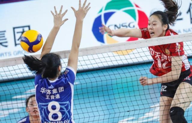 名额|女排首个决赛名额出炉！王牌副攻率队逆转，中国16岁小将爆砍21分