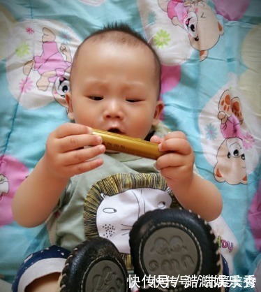 辅食|宝宝什么时候可以“开荤”过早过晚都不好,添加肉类辅食有讲究