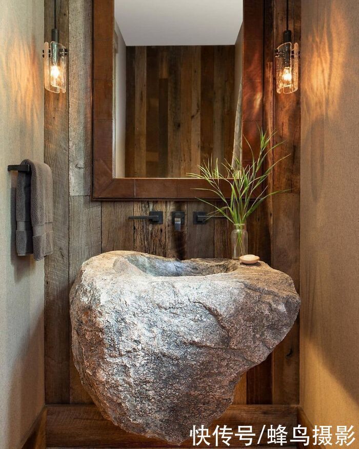 纪念碑@65个活久未见的设计,一战纪念碑是一家人的“合影”,但缺一个人