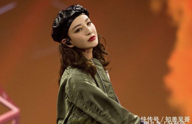 采访14个决赛姐姐后,才发现《乘风破浪的姐姐》原来没那么简单