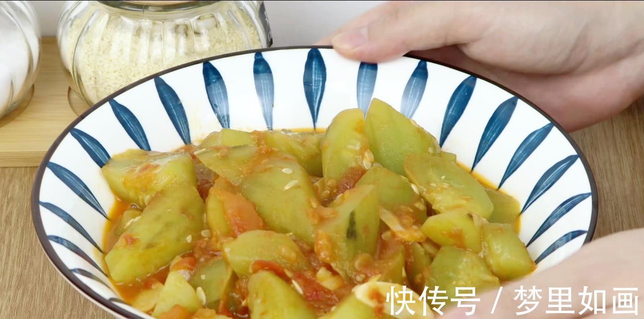 番茄丁|2黄瓜+2西红柿,简单小炒,好吃到停不下来