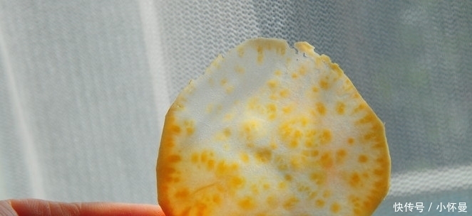 想吃红薯片不用买,教你简单做法,烤一烤就能吃,想吃多少烤多少