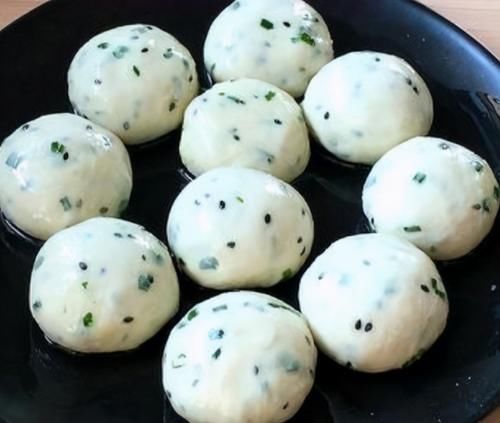 教你面粉的懒人做法，比包子馒头简单，早餐几分钟搞定