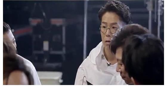 前輩|《披荊斬棘的哥哥》周延在前輩面前裝大哥，陳小春霸氣回應護短