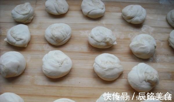 醒面|不用排队就能吃到酥饼,在家做也能实现外酥里嫩!