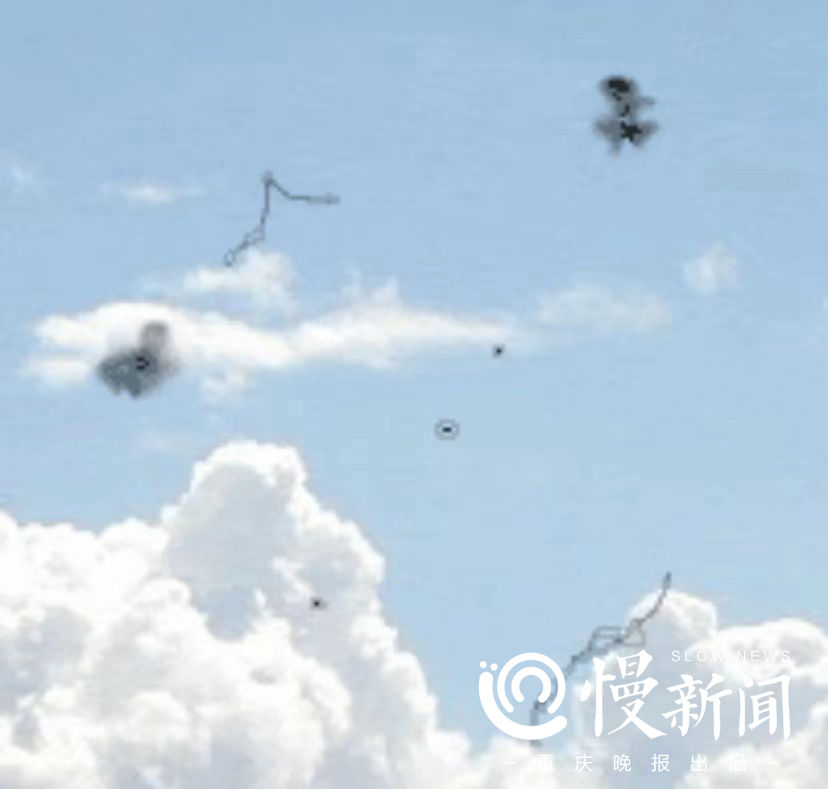 中老年人|慢生活·健康丨眼前飞的“蚊子”还能导致严重抑郁？关于“飞蚊症”，这些你得知道