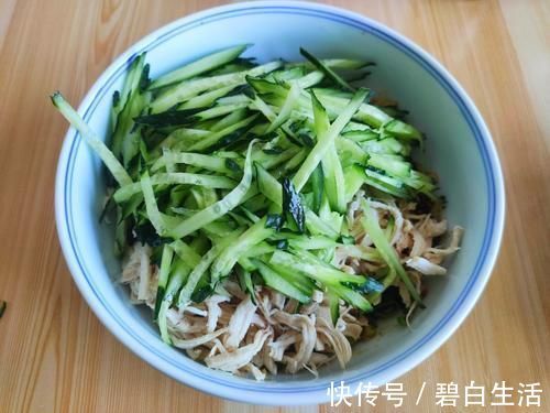 凉拌菜|天热要常吃黄瓜,教你新吃法,有肉有菜清凉爽口,一看就有食欲