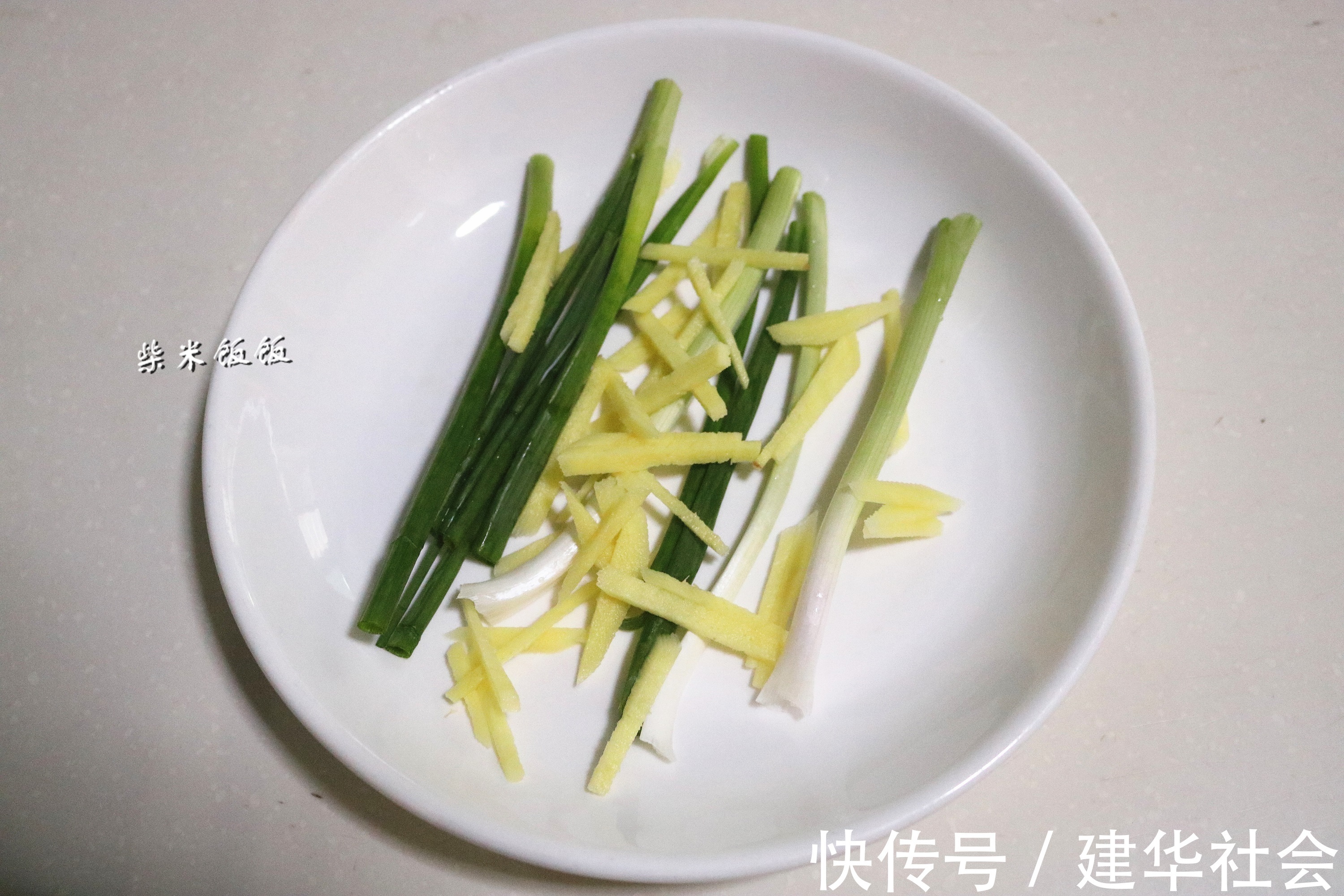 上火|鸡肉这做法真简单,不煮不炒,全程无油烟,好吃不上火