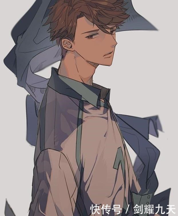 乔木$黑道文小甜心在黑道大佬怀里睡觉,被小弟吵醒,奶音震四方滚