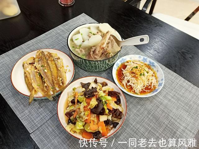 宅家20天，有人3餐有人2餐，晒晒我家9天晚餐，最后1餐网友乐了