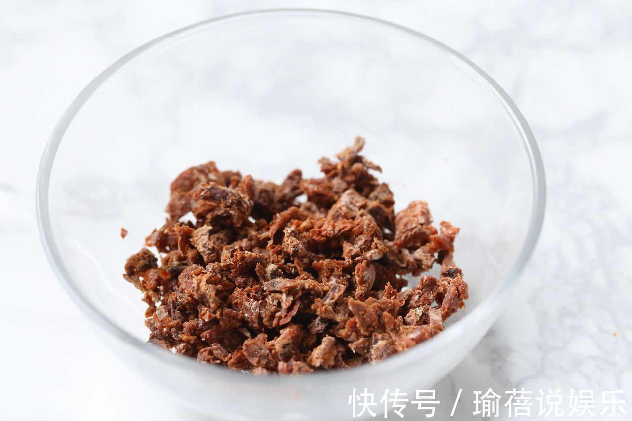 烧排骨时加些它,酸甜开胃不油腻,好吃到舔盘!