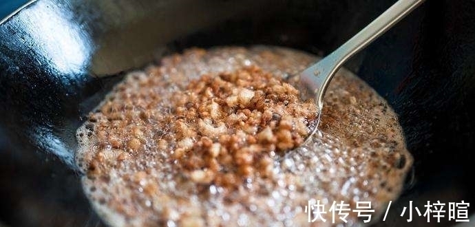 营养师|“猪油渣”到底能不能吃?细听营养师怎么说,原来很多都不懂