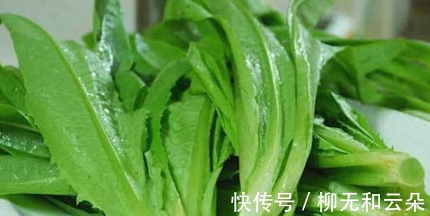 美味|伏天这菜是个宝,跟木耳搭配简单一炒,营养美味又鲜香,好吃下饭!